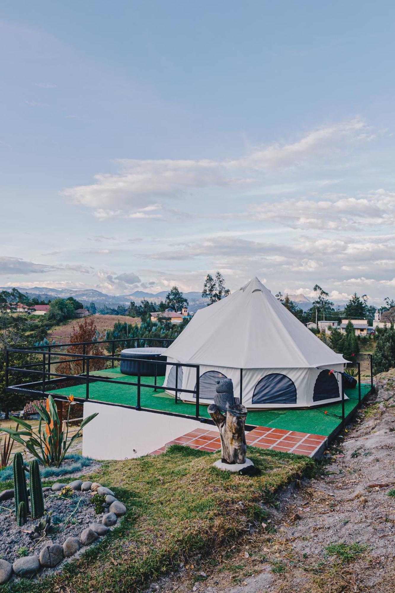 Killary & Glamping Hotel 4*