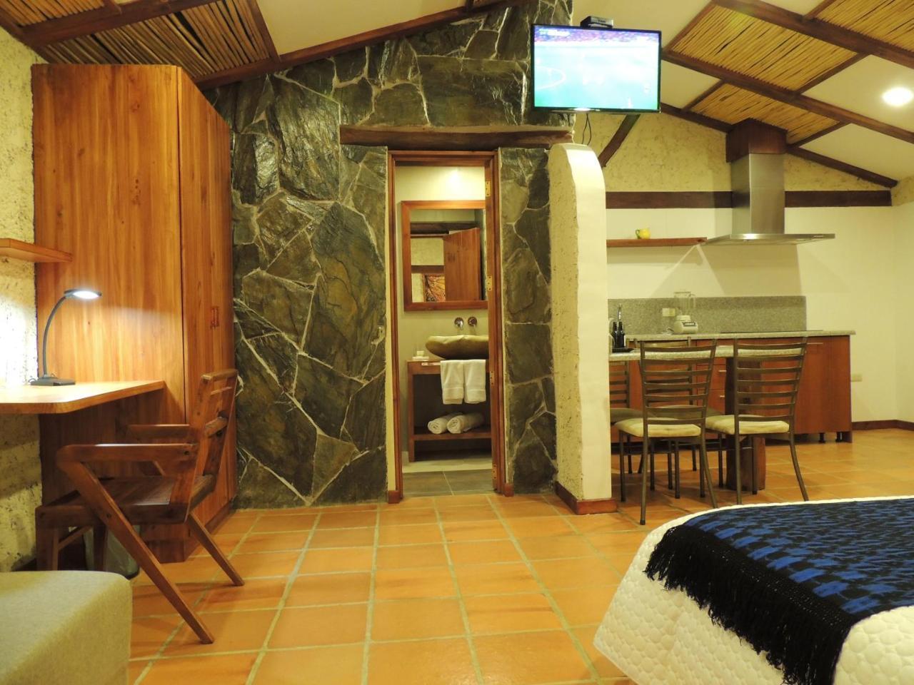 Killary & Glamping Hotel Cachanlo de Sidcay